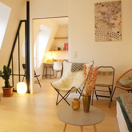 Nice Apt In Republique Neighborhood Paris