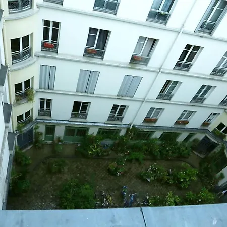 Apartamento Nice Apt In Republique Neighborhood
